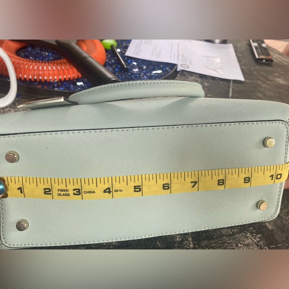 Kate Spade hand bag with crossbody strap - Picture 6 of 16